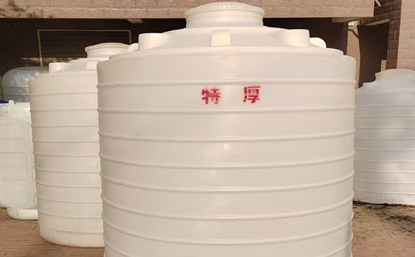 特厚临泽塑料桶批量交付实录：强化结构应对严苛储运环境